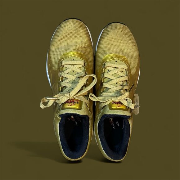 Nike Women’s Air Max Zero QS “Metallic Gold” University/Gold/Red Size 9.5 - Picture 2 of 9